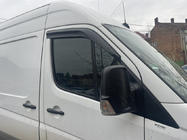 Mercedes Sprinter W906 2006–2018 Līmējamie logu vēja deflektori (2 gab., Sunplex Sport) foto 1