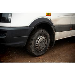 Platie spārnu arku uzlikas (4 gab., melnas) Mercedes Sprinter W906 2006–2018 foto 3