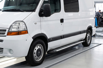Nissan Interstar 2002–2010 Sānu sliekšņi Line (2 gab., alumīnijs) foto 1
