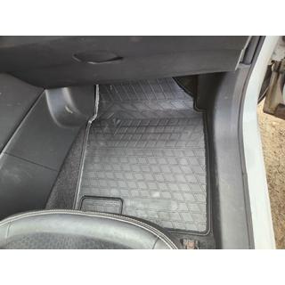 Gumijas salona paklājiņi (4 gab., Stingray Premium) Nissan Qashqai 2007–2010 foto 3