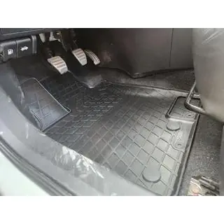 Gumijas salona paklājiņi (4 gab., Stingray Premium) foto 1