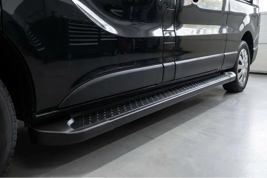 Fiat Talento 2016– Sānu sliekšņi Allmond Black (2 gab., alumīnijs) Image