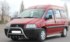 Peugeot Expert 1995–2007 Priekšējais bullbar WT003 (nerūsējošais tērauds) foto 4