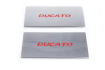Fiat Ducato 2006–2025 Iekšējo sliekšņu uzlikas sarkanas (2 gab., nerūsējošais tērauds) foto 2