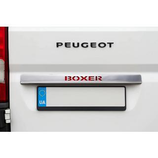 Hromēta līste virs numurzīmes ar sarkanu LED apgaismojumu (nerūsējošais tērauds) Peugeot Boxer 2006–2025 foto 1