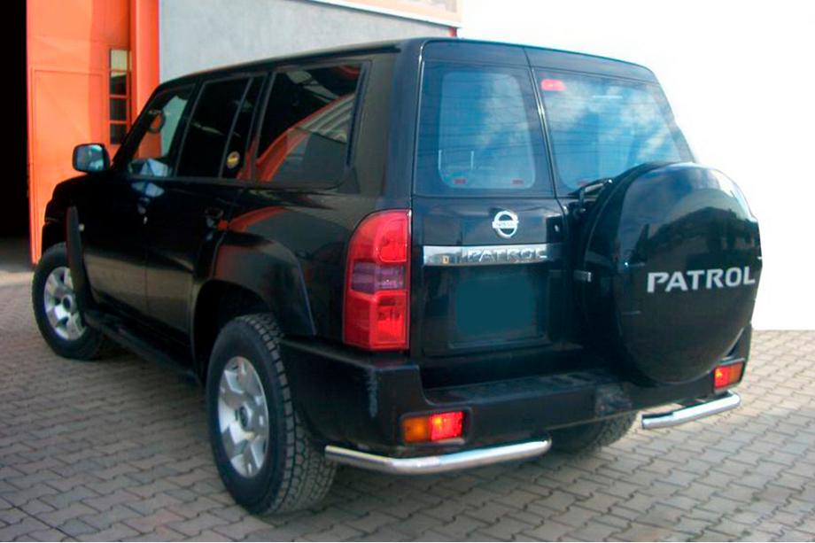 Nissan Patrol Y61 1997–2011 Aizmugurējie stūri AK003 (2 gab., nerūsējošais tērauds) Image