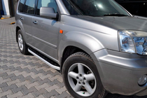 Nissan X-trail T30 2002–2007 Sānu pakāpieni Fullmond (2 gab., alumīnijs) foto 1