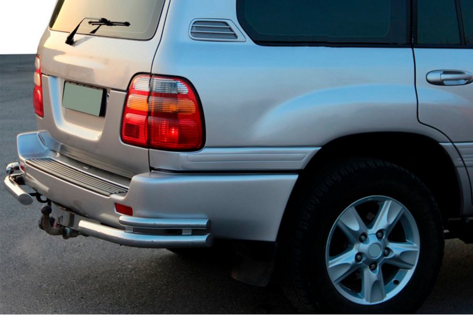 Toyota Land Cruiser 100 1998–2007 Aizmugurējie stūra elementi AK003-Double (2 gab., nerūsējošais tērauds) Image