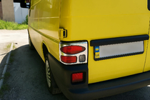 Volkswagen T4 Caravelle/Multivan 1990–2003 Aizmugurējo lukturu uzlikas (2 gab., nerūsējošais tērauds) foto 5
