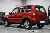 Chevrolet Niva 1998–2020 Sānu sliekšņi Maya V1 (2 gab., alumīnijs) foto 1
