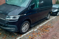 Volkswagen T6 2015–2024 Sānu pakāpieni Allmond Black (2 gab., alumīnijs) Garā riteņu bāze foto 1