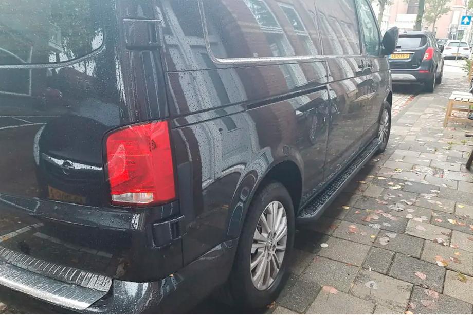 Volkswagen T6 2015–2024 Sānu pakāpieni Allmond Black (2 gab., alumīnijs) Īsā riteņu bāze Foto 2