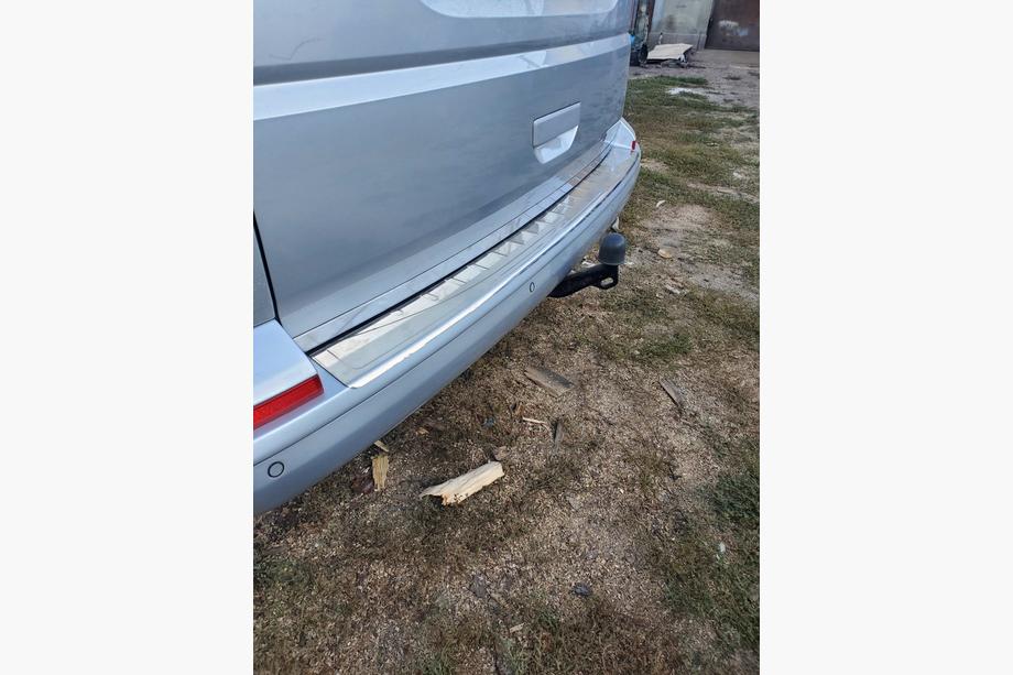 Volkswagen T6 2015–2024 Omsa aizmugurējā bampera uzlika, spīdīga (1 durvis, nerūsējošais tērauds) Image