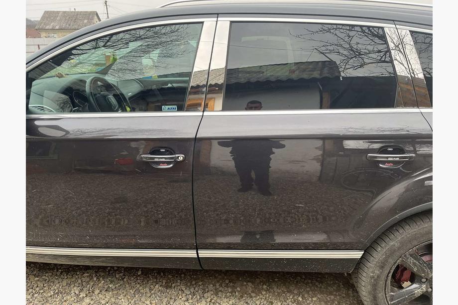 Audi Q7 2005–2015 Durvju statņu uzlikas (nerūsējošais tērauds) Image
