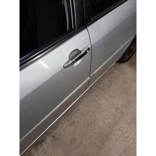 Durvju rokturu uzlikas (4 gab.) Toyota Corolla 2002–2007 foto 2