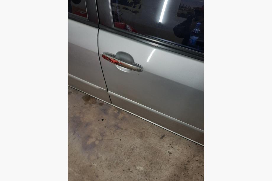 Toyota Corolla 2002–2007 Durvju rokturu uzlikas (4 gab.) Hromēta plastmasa Foto 4