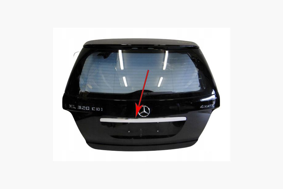 Mercedes ML W164 2005–2011 Uzliktnis virs numura zīmes (nerūsējošais tērauds) Image
