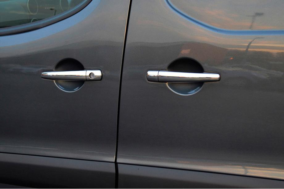 Peugeot 407 2004–2011 Durvju rokturu uzlikas (nerūsējošais tērauds) OmsaLine – itāļu nerūsējošais tērauds Image