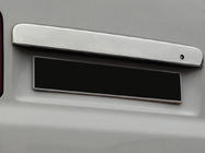 Volkswagen T5 Caravelle 2004–2010 Numura zīmes augšējā līste veramajām durvīm (nerūsējošais tērauds) Carmos - turku teras foto 2
