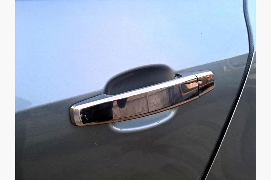 Opel Corsa D 2007–2014 Durvju rokturu uzlikas Image