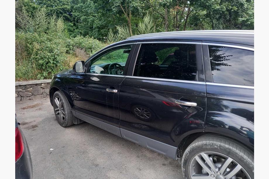 Audi Q7 2005–2015 Durvju rokturu uzlikas (4 gab., nerūsējošais tērauds) OmsaLine, ar caurumu pogai Foto 3