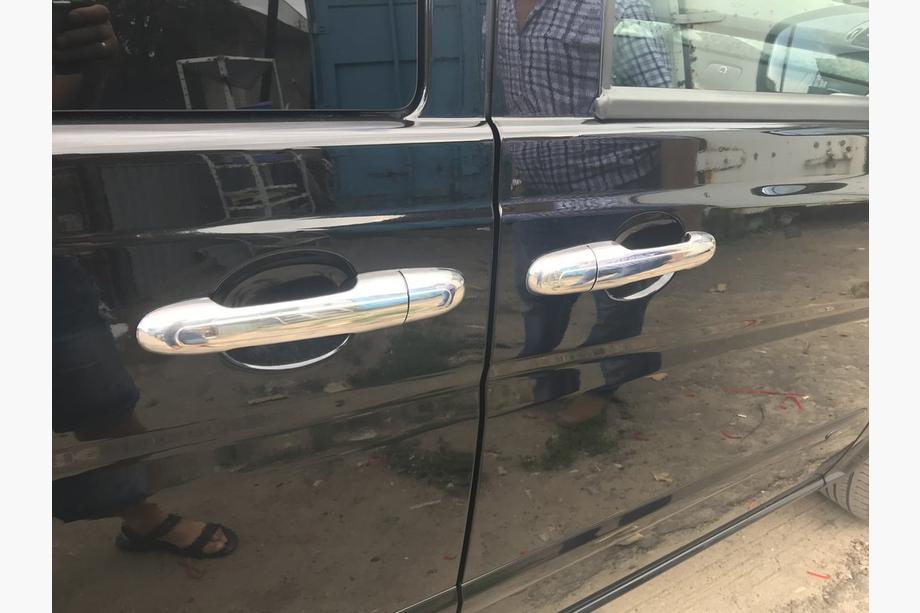 Mercedes Vito W639 2004–2014 Durvju rokturu uzlikas (nerūsējošais tērauds) 4 gab., Carmos – Turcijas tērauds Foto 5