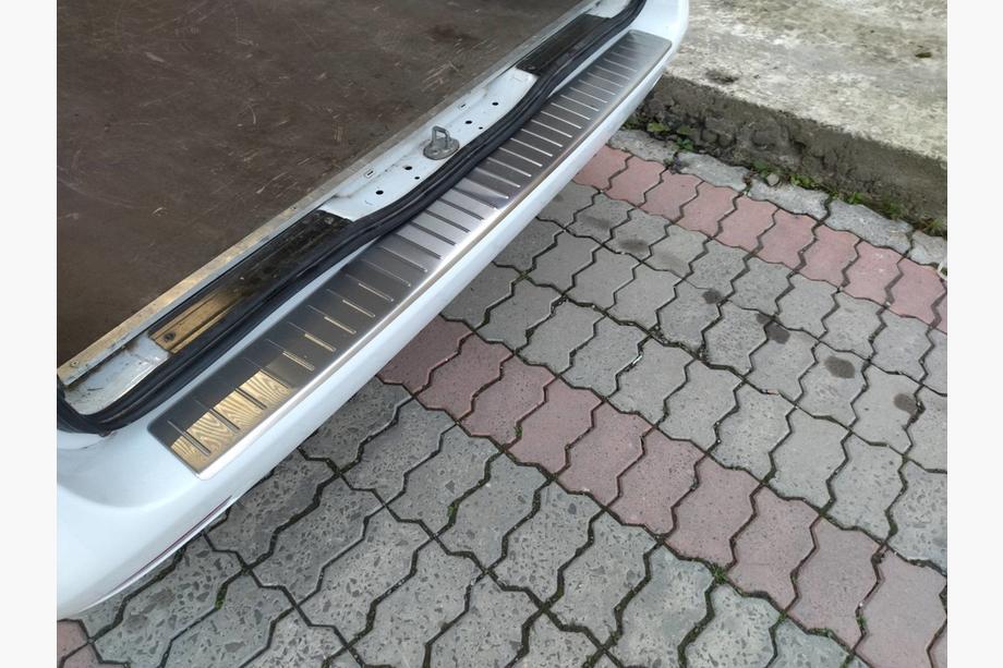 Mercedes Vito/V klase W447 2014– OmsaLine aizmugurējā bampera uzlika (nerūsējošais tērauds) Matēta Foto 11
