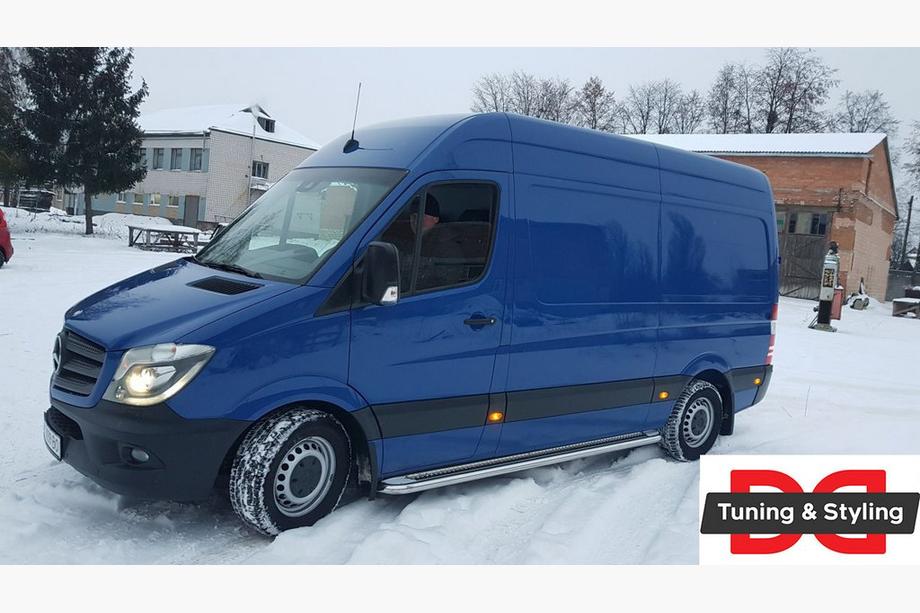Volkswagen Crafter 2006–2016 Sānu sliekšņi Premium (2 gab., nerūs.) Ø60, vidējā riteņu bāze Foto 5