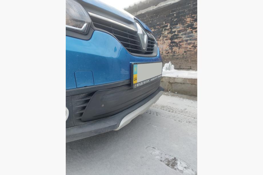 Renault Sandero 2013–2022 Ziemas apakšējā režģa uzlika (2013-2017) Glancēta Foto 5