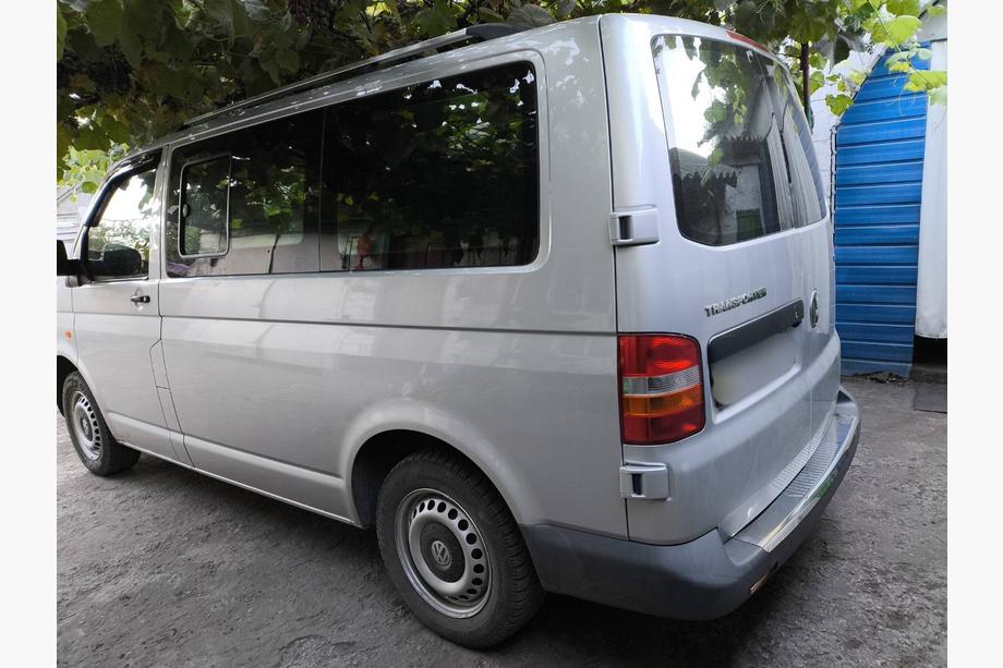 Volkswagen T5 Transporter 2003–2010 Hromēti jumta reliņi Garā riteņu bāze, metāla kājiņas Foto 14