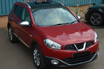 Nissan Qashqai 2010–2014 Miglas lukturu apmales ar iedobi (2 gab., plastmasa) foto 1