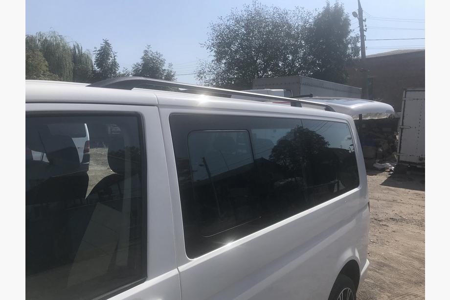 Volkswagen T5 Transporter 2003–2010 Melni jumta reliņi Garā bāze, metāla kājas Foto 9