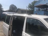Volkswagen T5 2010–2015 Melni jumta reliņi foto 10