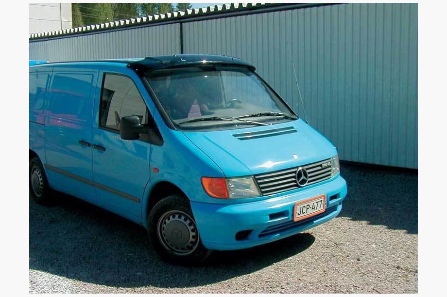 Mercedes Vito W638 1996–2003 Vējstikla vizieris (melns spīdīgs, 5 mm) Foto 4
