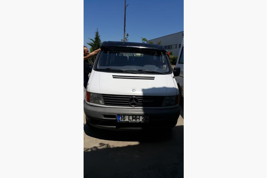 Mercedes Vito W638 1996–2003 Vējstikla vizieris (melns spīdīgs, 5 mm) Foto 7