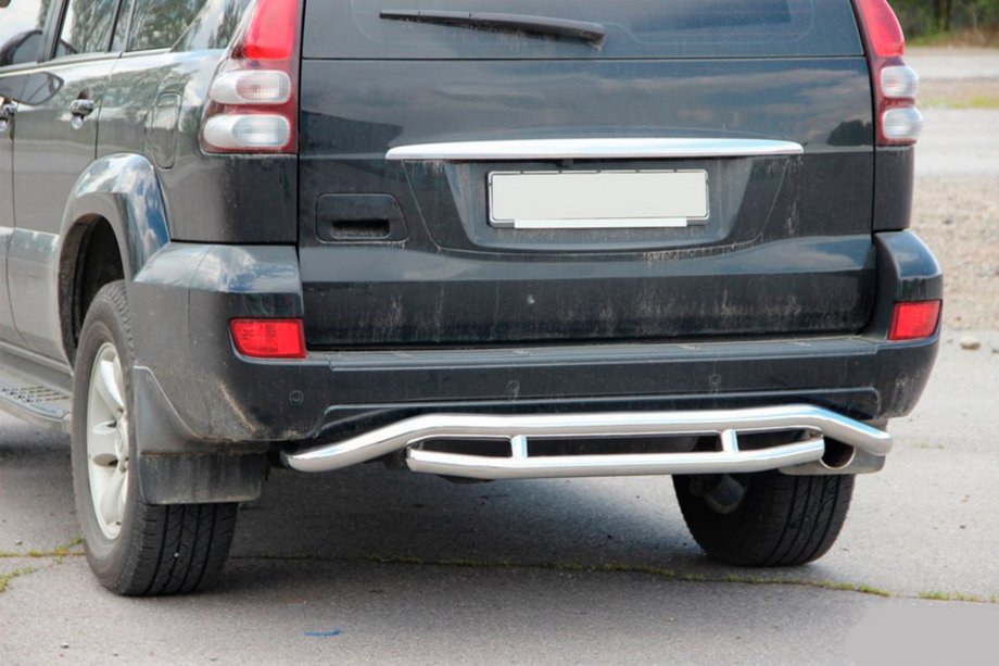 Toyota Land Cruiser Prado 120 2002–2009 Aizmugurējais aizsargstienis AK008-1 Foto 3