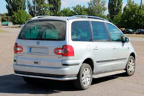 Volkswagen Sharan 1995–2010 Aizmugures aizsargstienis AK005 foto 3