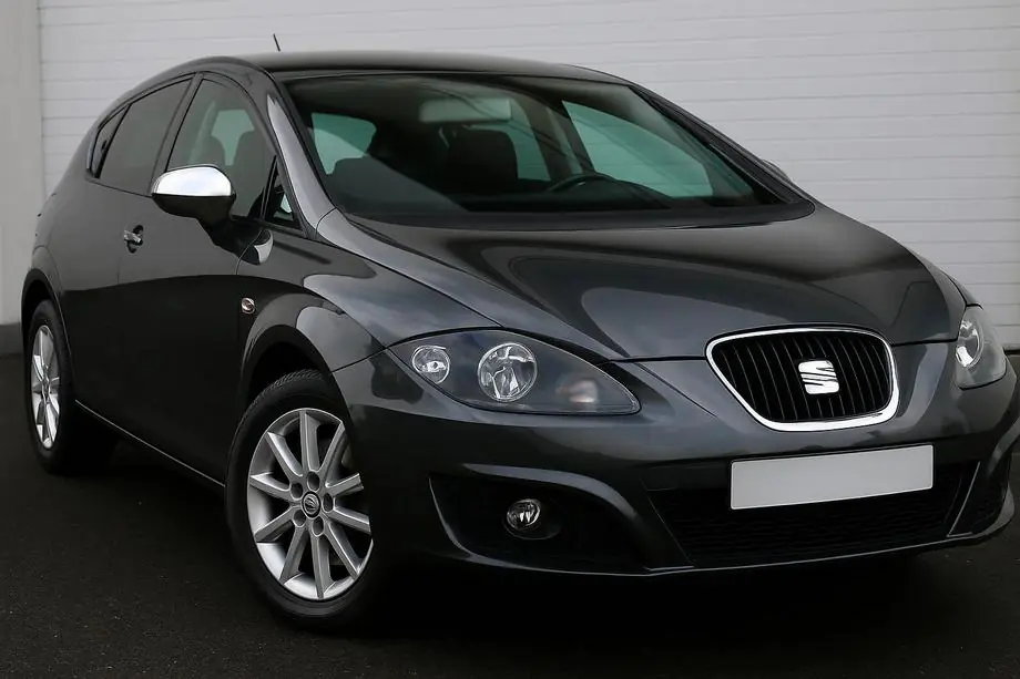 Seat Leon 2005–2012 Spoguļu hroma uzlikas (2010-2012, 2 gab., nerūsējošais tērauds) Image