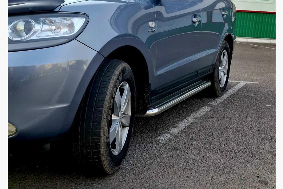 Hyundai Santa Fe 2 2006–2012 Sānu sliekšņi Premium (2 gab., nerūs.) Foto 3