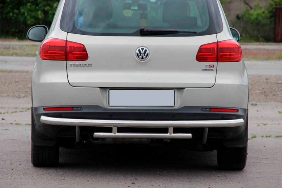 Volkswagen Tiguan 2007–2016 Aizmugurējais aizsargstienis AK002-2 (nerūsējošais tērauds) Foto 1