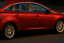 Ford Focus III 2011–2017 Augšējās logu apmales (8 gab., nerūsējošais tērauds) Hečbeks, OmsaLine – itāļu nerūsējošais tērauds foto 1