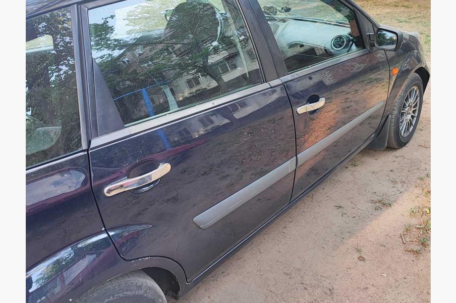 Ford Fiesta 2002–2008 Durvju rokturu uzlikas (4 gab., nerūs.) OmsaLine – itāļu nerūsējošais tērauds Foto 3