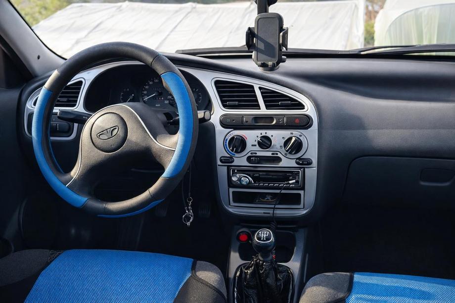 Daewoo Lanos 1998–2017 Paneļa uzlikas Karbon Image