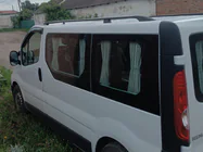 Nissan Primastar 2002–2014 Melni jumta reliņi foto 9