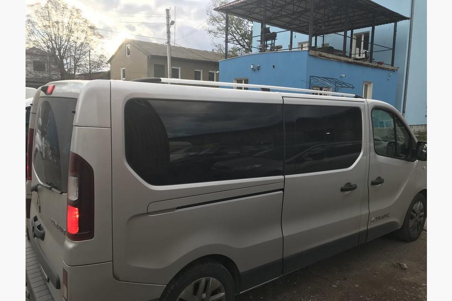 Opel Vivaro 2015–2019 Hromēti jumta reliņi Garā, plastmasas kājiņas Foto 5