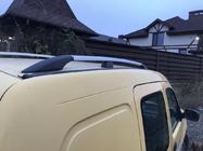 Renault Kangoo 1998–2008 Hromēti jumta reliņi Standarta bāze, plastmasas stiprinājuma pēdas foto 5