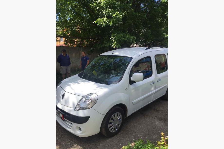Renault Kangoo 2008–2020 Melni jumta reliņi Foto 4