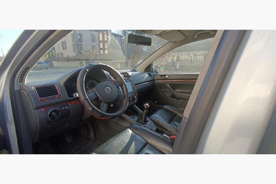 Volkswagen Jetta 2006–2011 Paneļa uzlikas Foto 8