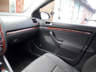 Volkswagen Golf 5 2003–2009 Paneļa uzlikas Karbon foto 3