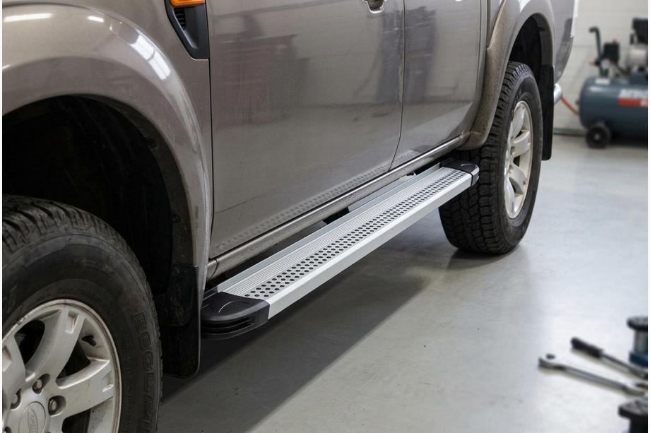 Ford Ranger 2007–2011 Sānu sliekšņi Maya V2 (2 gab., alumīnijs) Image